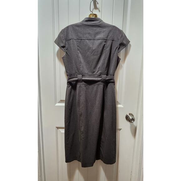 Sandra Darren Knee Length Dress Career Gray Size 10 Workwear Belted V Neck - Picture 4 of 8